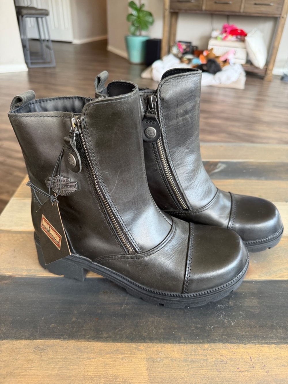 Harley-Davidson Black Leather Side-Zip Moto Ankle Boots